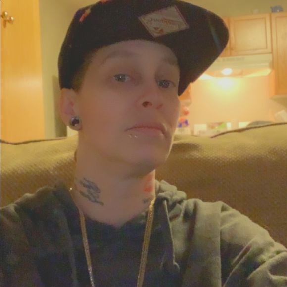 Meet your Posher, Syreeta - Picture 1 of 1